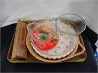 New Pyrex 9 1/2"pie plate ceramic Tart dish &