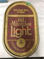 Vintage Old Milwaukee beer lighted plastic sign