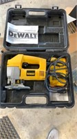 DeWalt 318 variable speed orbital jig saw