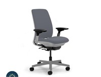 New steelcase desk chair amia (will not hold past