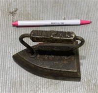 Small wapak iron