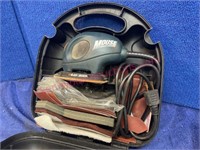 Black & Decker Mouse sander-polisher in case MS500