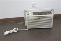 GE Window Air Conditioner 115 Volts