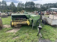 John Deere 336 Small Square Baler and Thrower