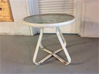 Small Patio Accent Table (20" diameter x 17 1/2")