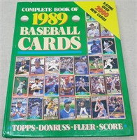 C7) Complete Book Of 1989 Baseball Cards