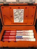 B3)Olin-Orion Hand Held Flare Kit in Case 4 Flares