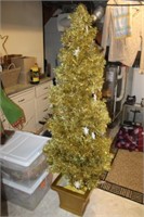 Christmas Tree & Stand 67H