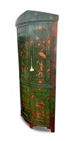 Good Early 18th Century Chinoiseri Corner Cabinet,