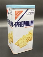 Premium Saltine Crackers 9.5in Tin