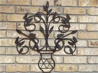 Outdoor Wall Decor: Iron Basket with Leaf & Vine