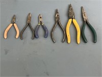 (6) Pair of Needle Nose Pliers