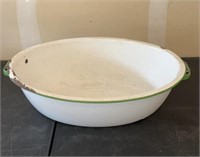 18" graniteware green white wash bowl