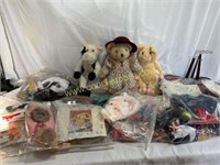 Dress Up Jointed Bear, Pig & Cow With 20 Outfits