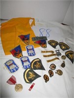 US ARMY MEDALS AND PATCHES