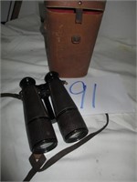 VINTAGE BINOCULARS IN LEATHER CASE