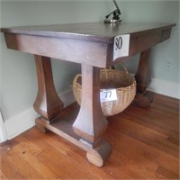 ANTIQUE LIBRARY TABLE 42 X 28 X 28