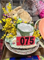 Decorative plate, bowl, & Easter deocr