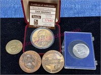 Dan Marino bronze token & others (Worlds Fair-etc)