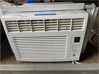 GE 5000-btu window air conditioner