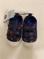 (6x bid) C&J Sneakers Size 9