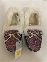 (6x bid) C&J Slippers Size 1