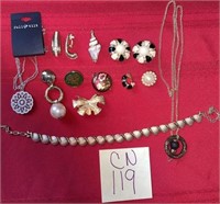 403 - MIXED LOT OF COSTUME JEWELRY (CN119)