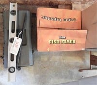 Lot #3439 - Cajun Injector Gas Fish Fryer in