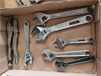 TRAY OF ASSORTED ADJUSTABLE WRENCHES