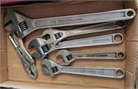 TRAY OF ASSORTED ADJUSTABLE WRENCHES