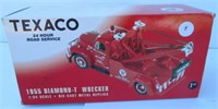 First Gear 1955 Diamond-T Wrecker Texaco 1:34