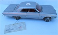 Franklin Mint 1963 Chevy Impala SS 1:24 Scale.