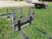 New Skid Steer 48" Pallet Forks