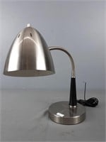 Hampton Bay Desk Lamp - Powers Up