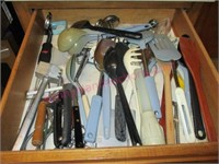 Lot: Kitchen utensils
