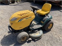 Yardman riding lawnmower: runs