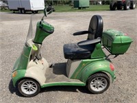 Green Scooter/E bike: works but needs batteries
