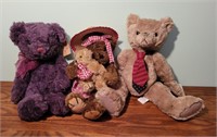 Assorted teddy bears by Russ and Hallmark