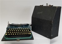 1928 Remington Portable 2 Typewriter with Case