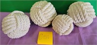 43 - NEW WMC SET OF 4 KNOTTED ORBS (C51)