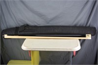 S: STEVE MIZERAK BLACK POOL CUE WITH CASE