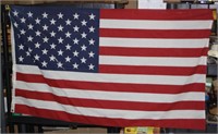 S: 3X5 FT AMERICAN FLAG - LIKE NEW