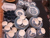 218 pieces of Currier & Ives china, Early