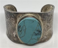 (LG) Sterling Silver Cuff Bracelet with Turquois