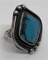 (LG) Sterling Silver Turquoise Ring