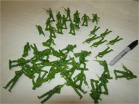 Vintage Toy Soldiers (Green)
