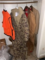 Hunting Snow Suit size L, Carhartt 30 L, Walls