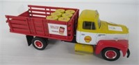 Diecast Shell Motor Oil Truck with Barrels.