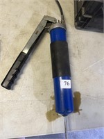 GREASE GUN WITH GREASE