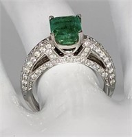 $ 12,600 4 Ct AAA Colombian Emerald Diamond Ring